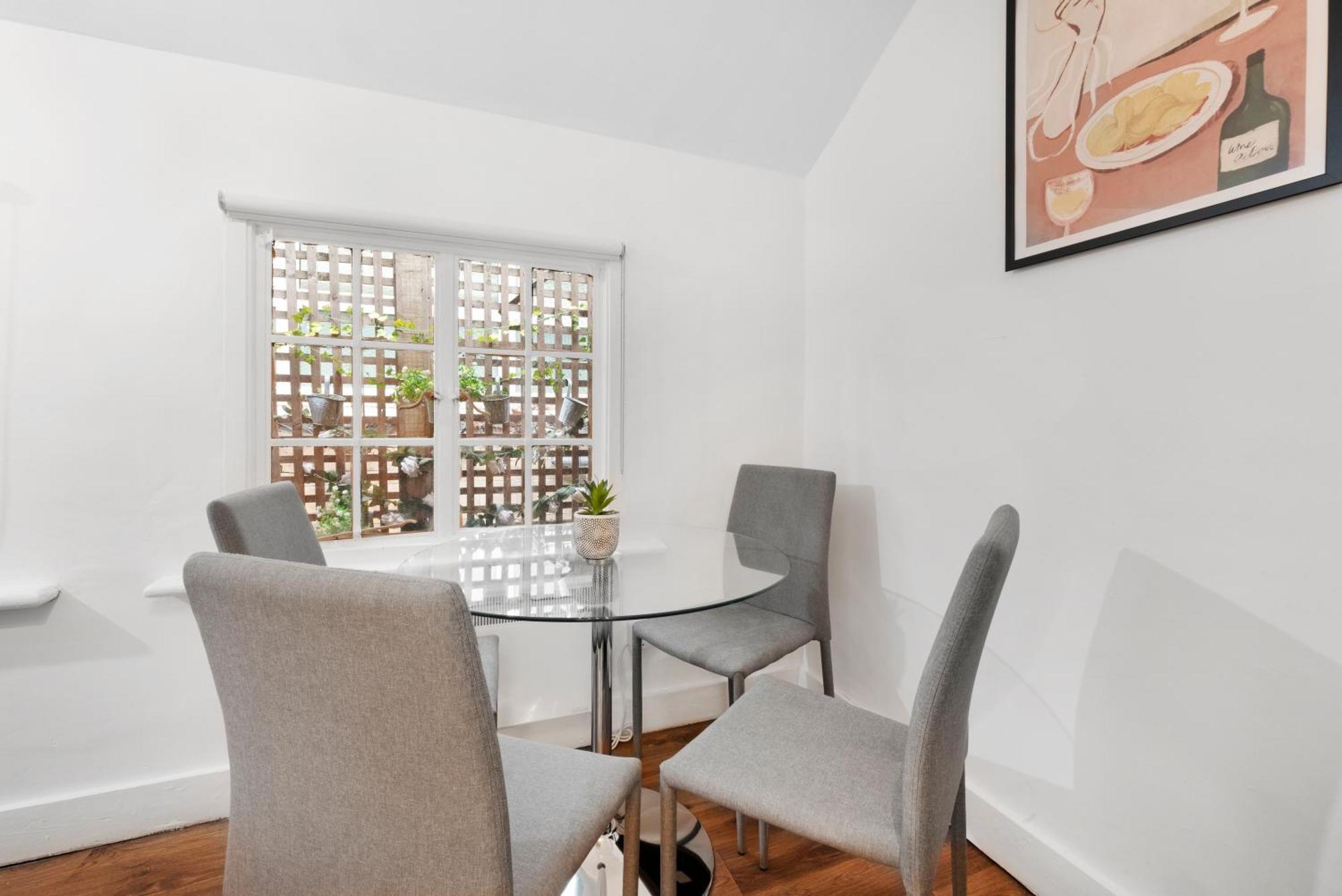 2 Bed Piccadilly Apartment 1 لندن المظهر الخارجي الصورة